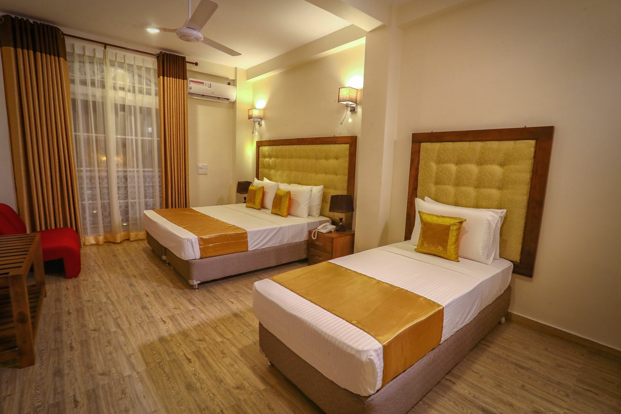 Vendol Maliga Edge Hotel Kandy Ngoại thất bức ảnh